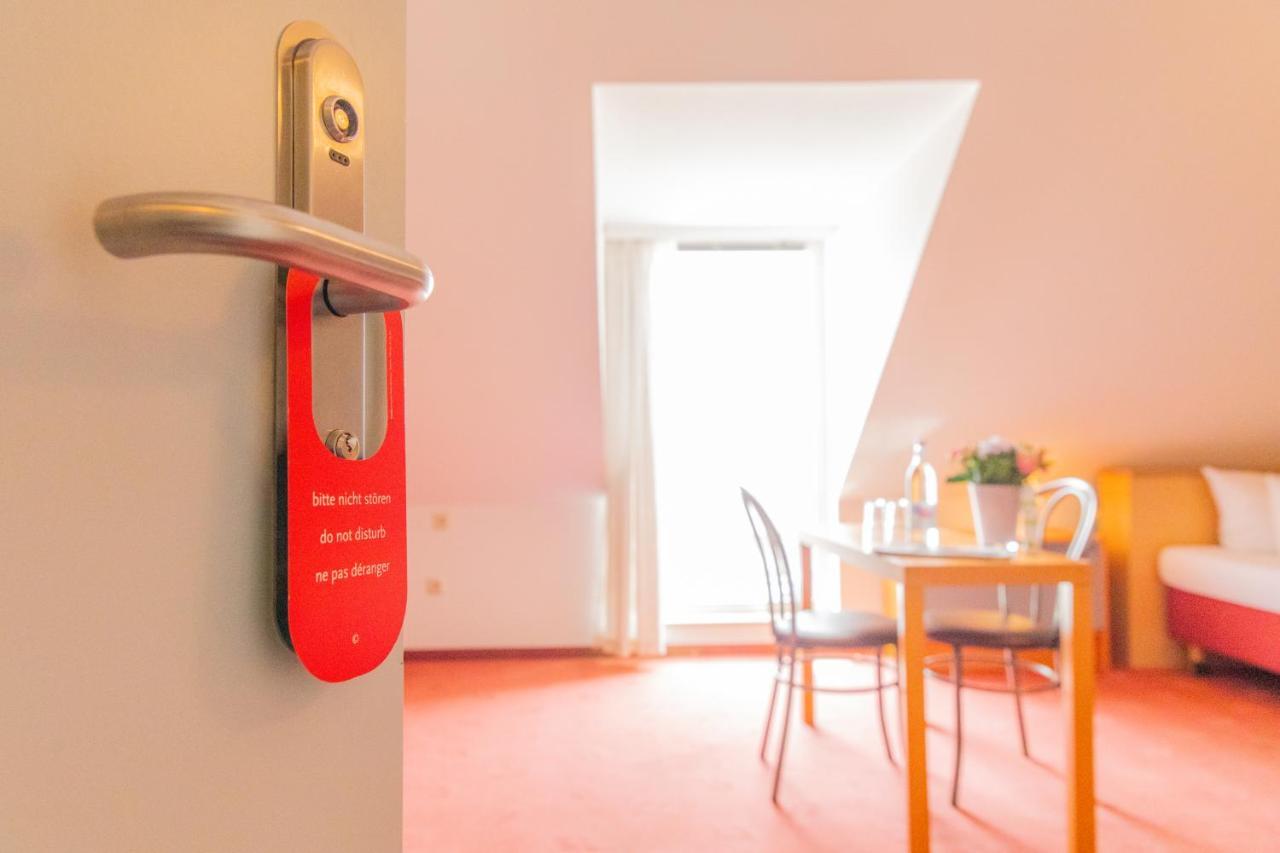 Hotel Centro Fuerth Nuernberg エクステリア 写真